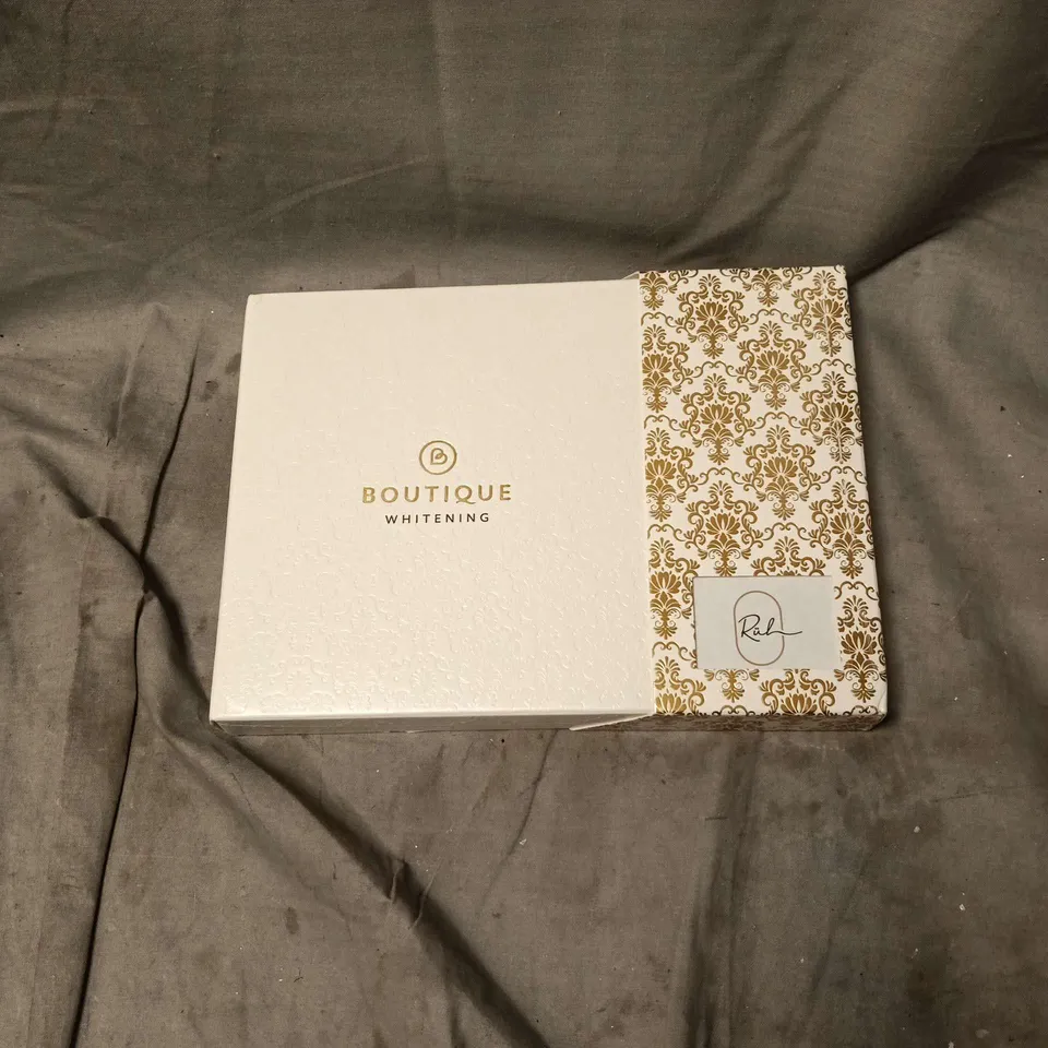 BOUTIQUE WHITENING SET 6% HYDROGEN PEROXIDE. 4 X 3ML SRYINGES