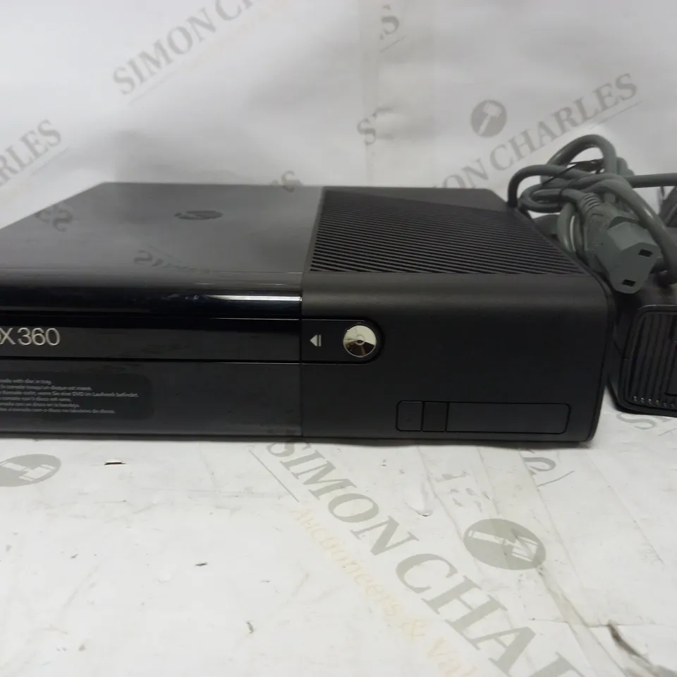 XBOX 360 E GAMING CONSOLE