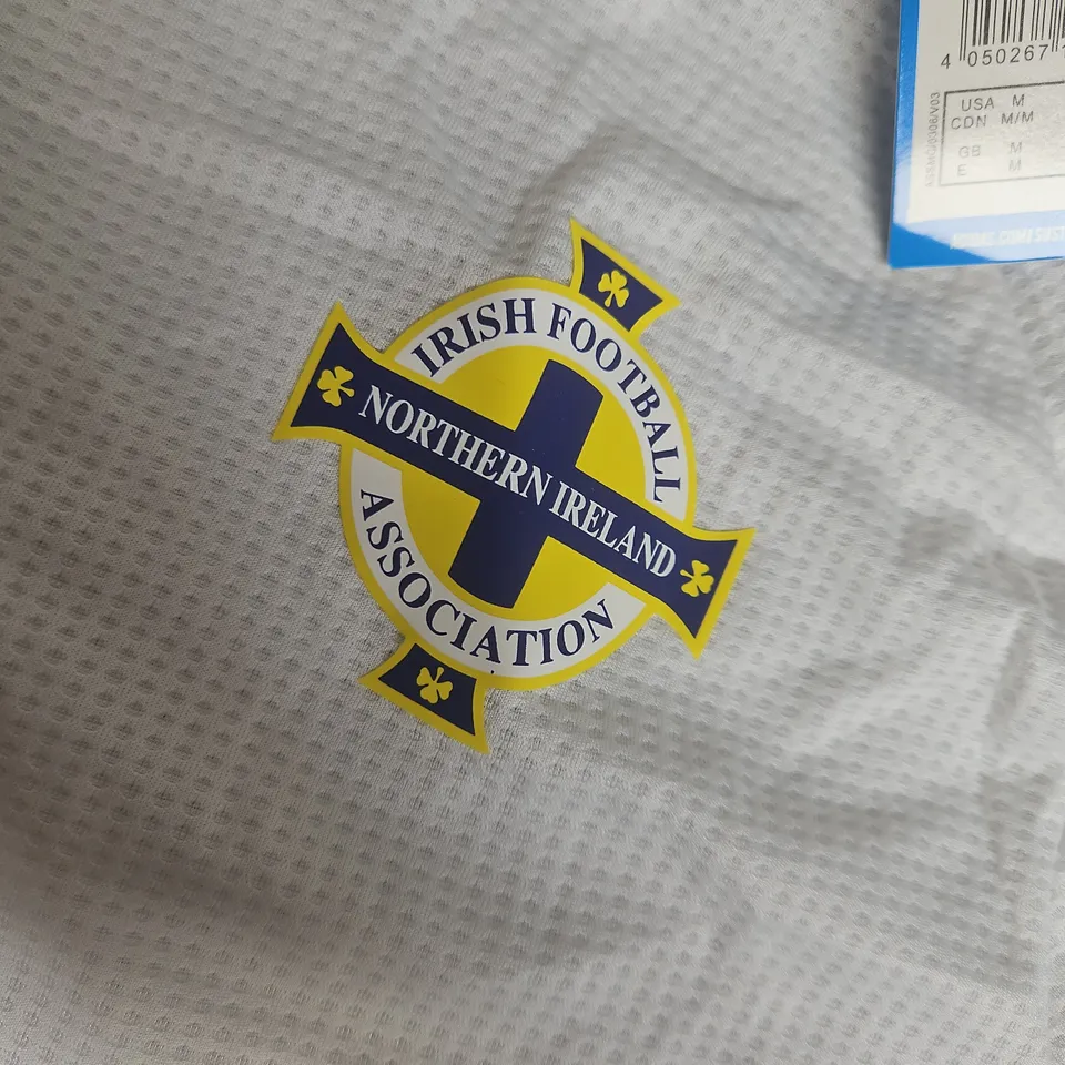 ADIDAS NORTHERN IRELAND FOOTBALL JERSEY - MEDIUM