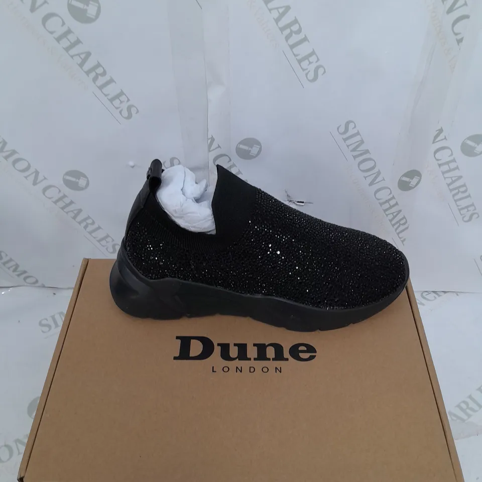 BOXED PAIR OF DUNE LONDON ELIXIR SPORT SHOES IN BLACK SIZE 3