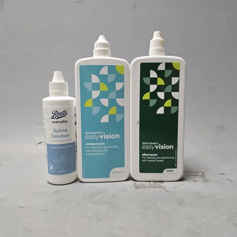 APPROXIMATELY 15 ASSORTED VISION CARE ITEMS TO INCLUDE - SPECSAVERS EASY VISION EASI PURPOSE , SPECSAVERS ALL PURPOSE , BOOTS SALINE SOLUTION