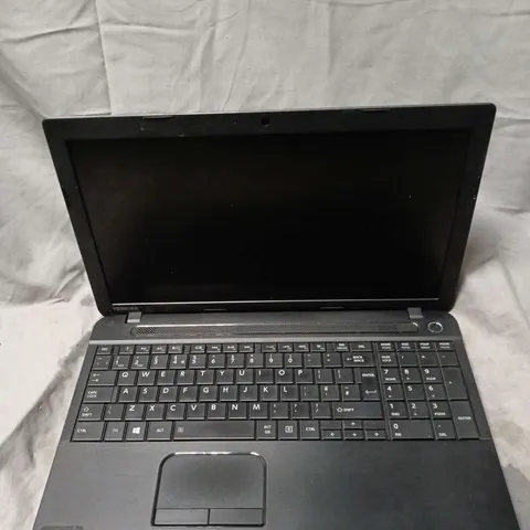 TOSHIBA SATELLITE PRO C50-A-1E6 LAPTOP