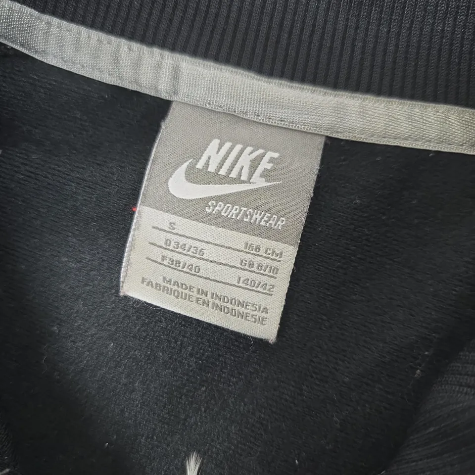 NIKE SPORTSWEAR BOMBER JACKET – BLACK – SIZE S