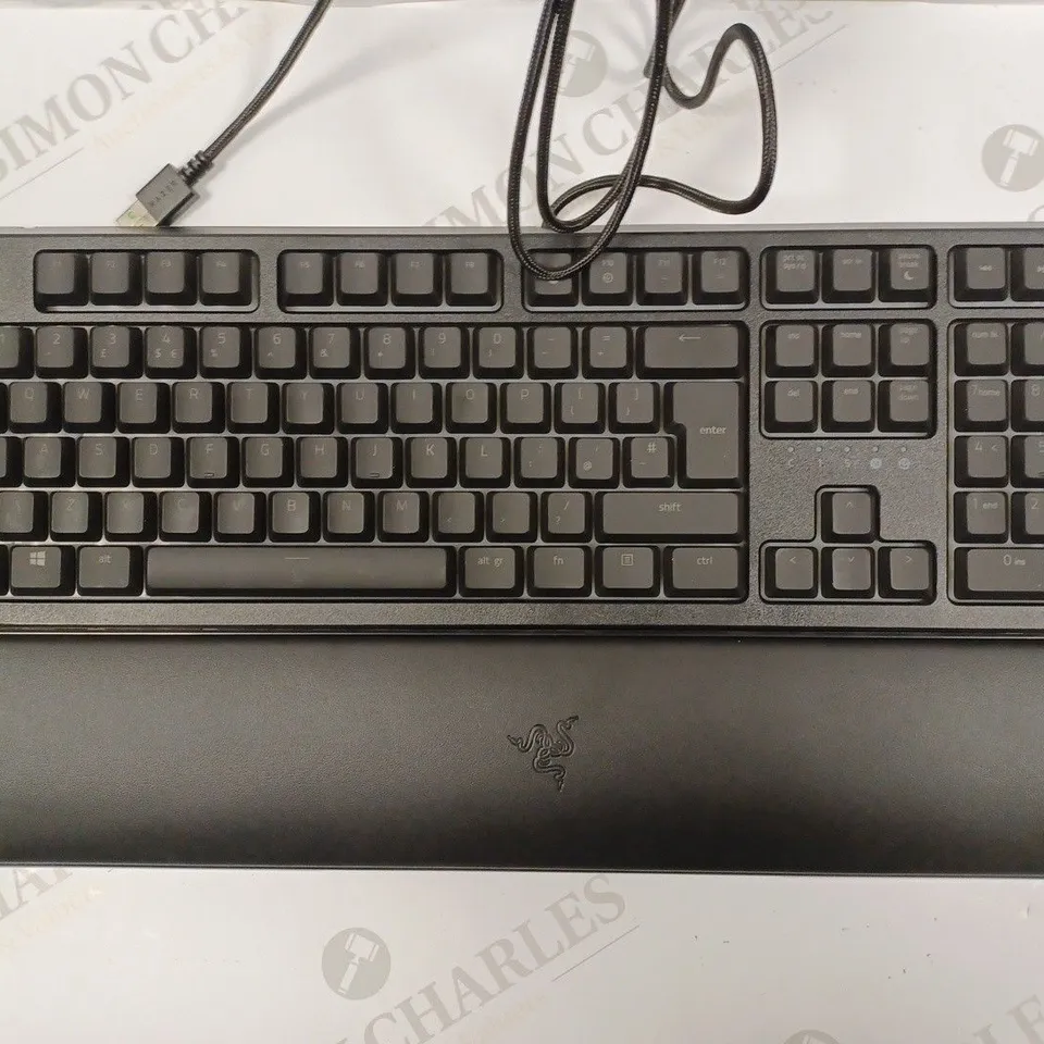 RAZER ORNATA V2 - GAMING KEYBOARD