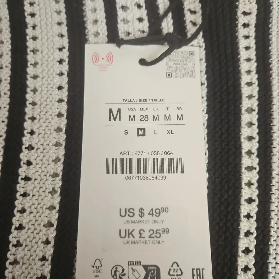 ZARA STRIPED KNIT DRESS – BLACK & WHITE – WOMEN'S (SIZE M)