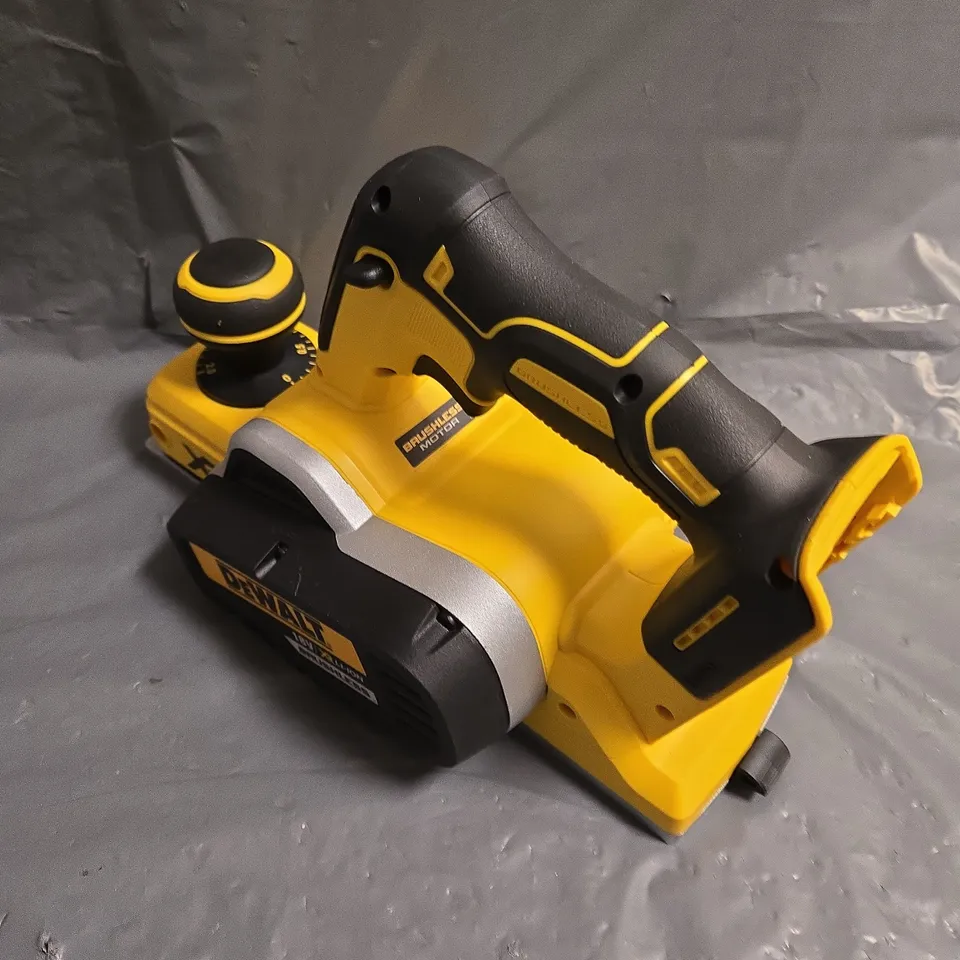 DEWALT DCP580 BRUSHLESS PLANER 