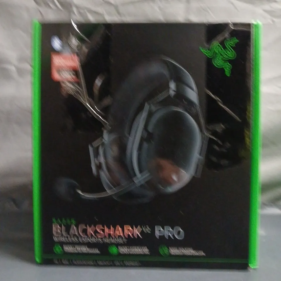 RAZER BLACKSHARK PRO GAMING HEADSET