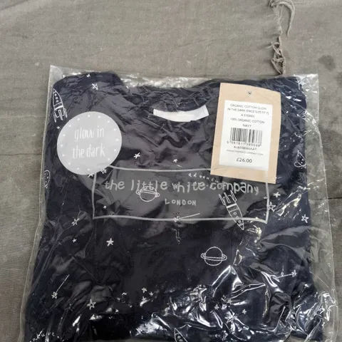 THE LITTLE WHITE COMPANY ORGANIC COTTON GLOW-IN-THE-DARK SPACE SLIM FIT PJ NAVY 4-5 YEARS