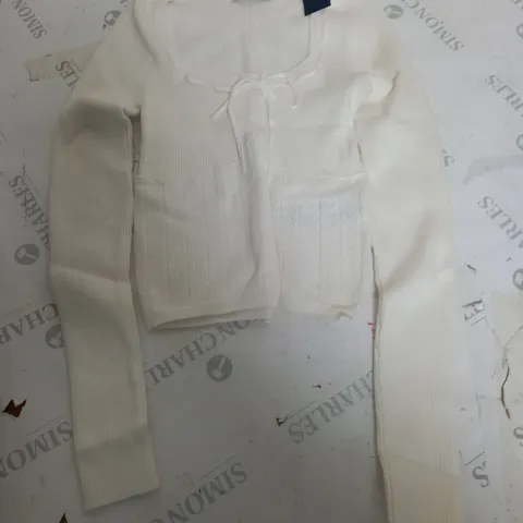 HOLLISTER CROP CARDIGAN TOP IN WHITE - SMALL