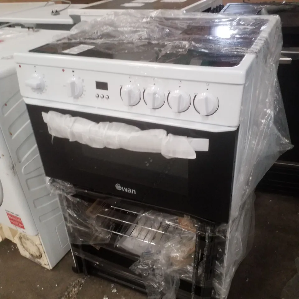 BOXED SWAN SX16720W 60CM ELECTRIC TWIN OVEN CERAMIC HOB COOKER - WHITE
