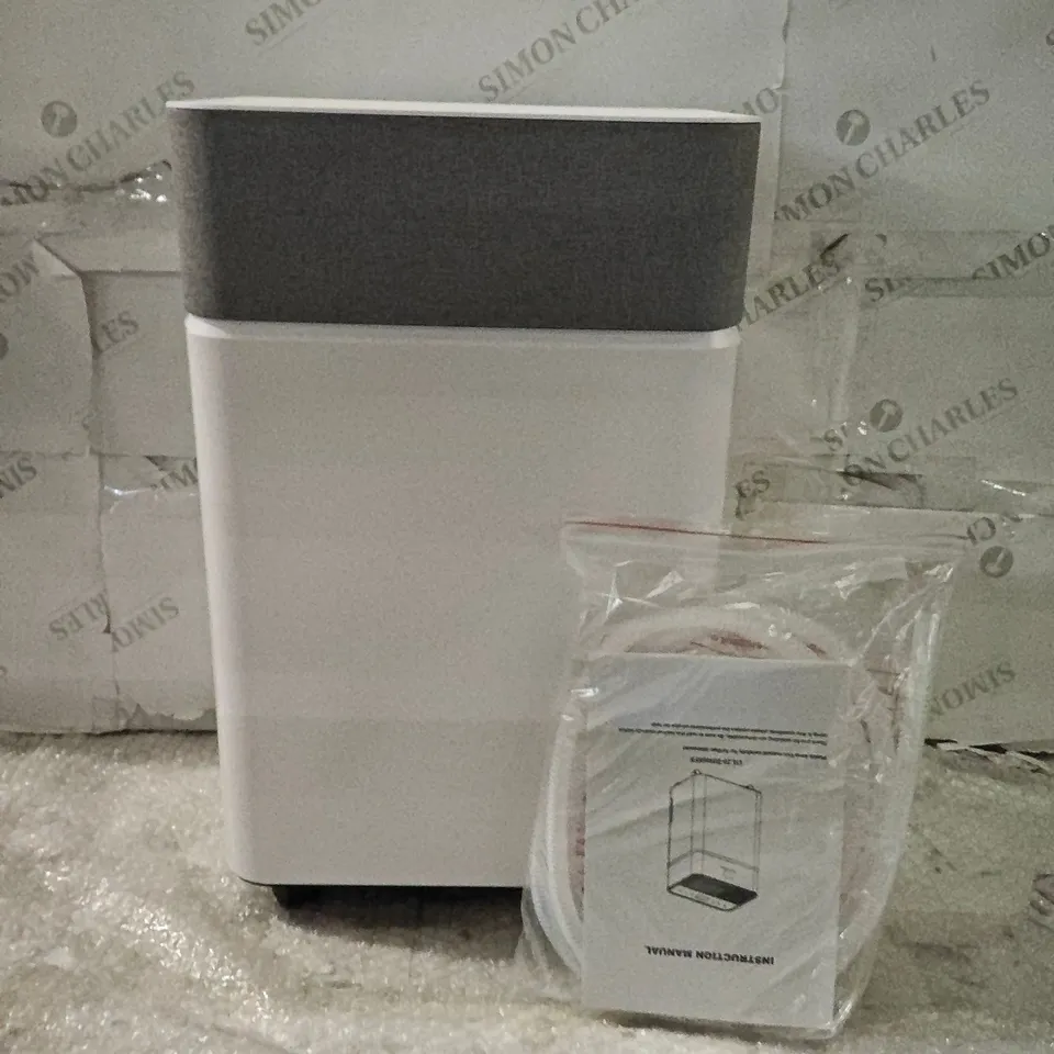 BOXED DEHUMIDIFIER IN WHITE