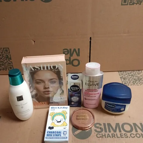 APPROXIMATEY 20 ASSORTED HEALTH AND BEAUTY PRODUCTS TO INCLUDE - VASELINE PROTECTING JELLY - NIVEA MEN POWER SERUM AND RITUALS CONDITIONER
