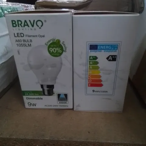 BOXED SET OF 2, 9W B22 DIMMABLE LED 4000K GLS BULBS