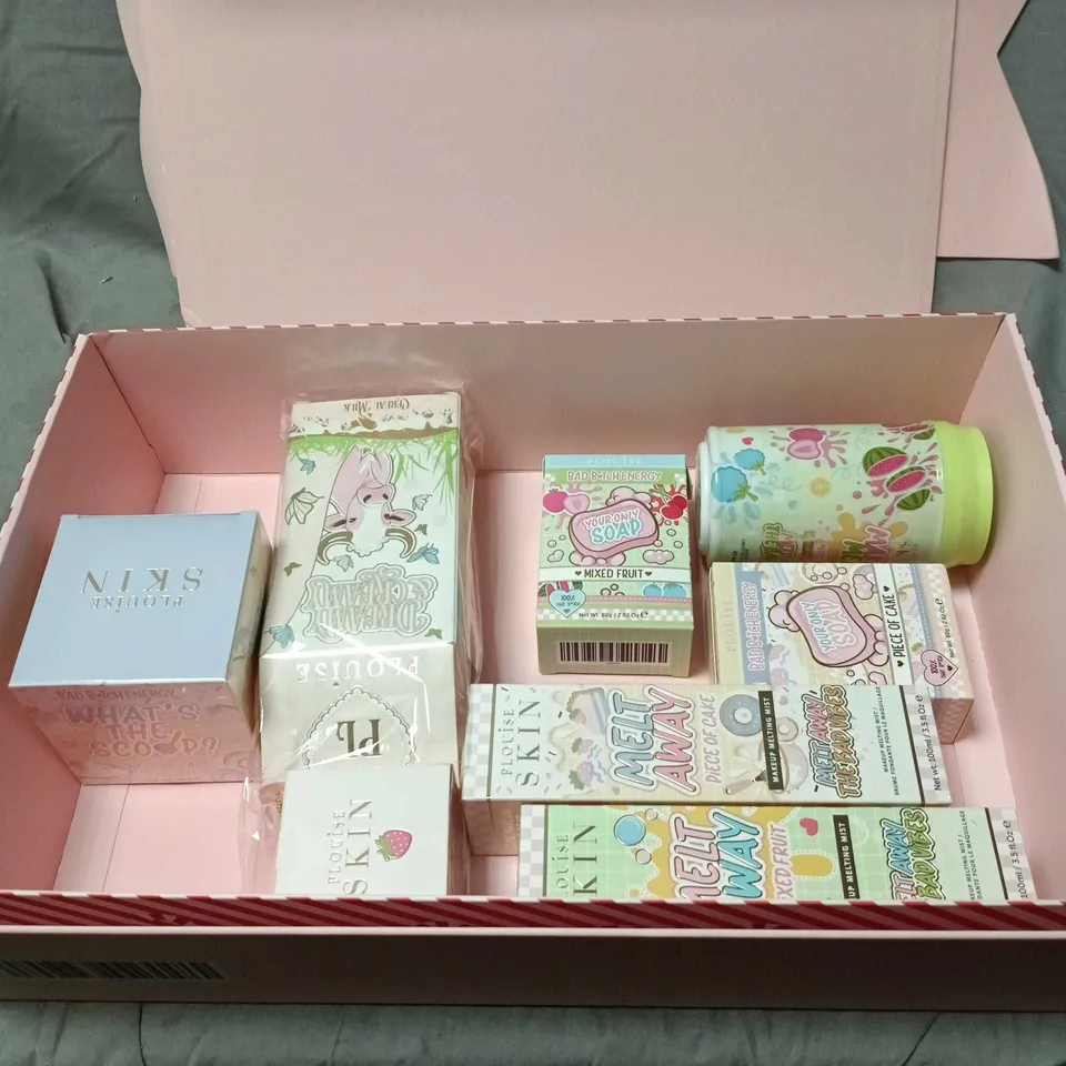 PLOUISE 8 ITEM GIFT SET TO INCLUDE MIXED FRUIT SOAP, MAKE UP MELTING MIST ETC