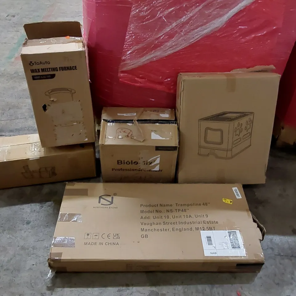PALLET OF ASSORTED HOMEWARE AND CONSUMER PRODUCTS TO INCLUDE; PROFESSIONAL BLENDER, WAX MELTING FURNACE, 48" TRAMPOLINE, PET CRATE, PLAYPEN ECT.