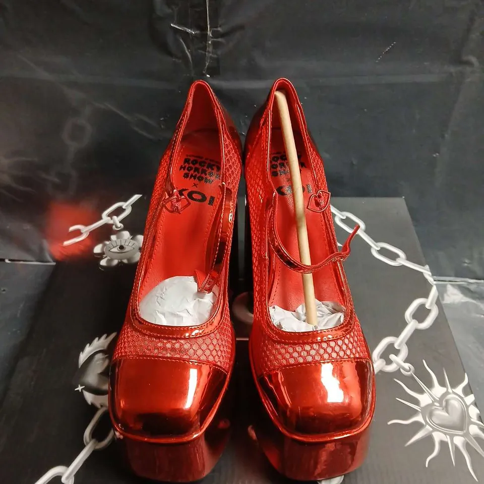 BOXED PAIR OF KOI REGULAR FRANKIE FAN FISHNET PLATFORM HEELS - UK SIZE 4 