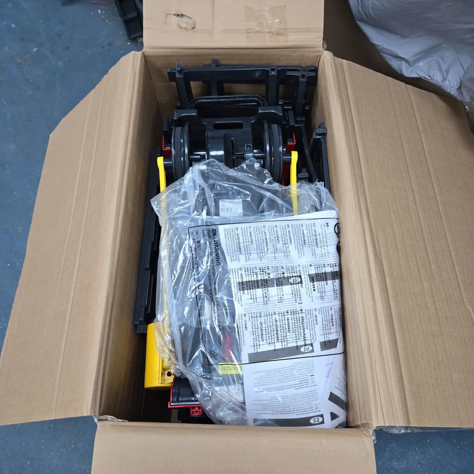 STEAM TRAIN 6 VOLT (SPECIAL PACK) - COLLECTION ONLY