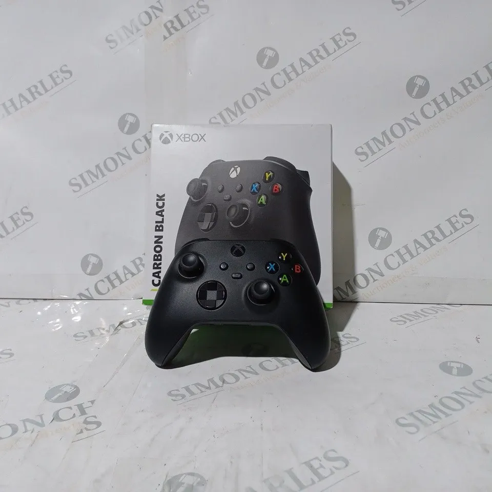 BOXED XBOX ONE CARBON BLACK CONTROLLER