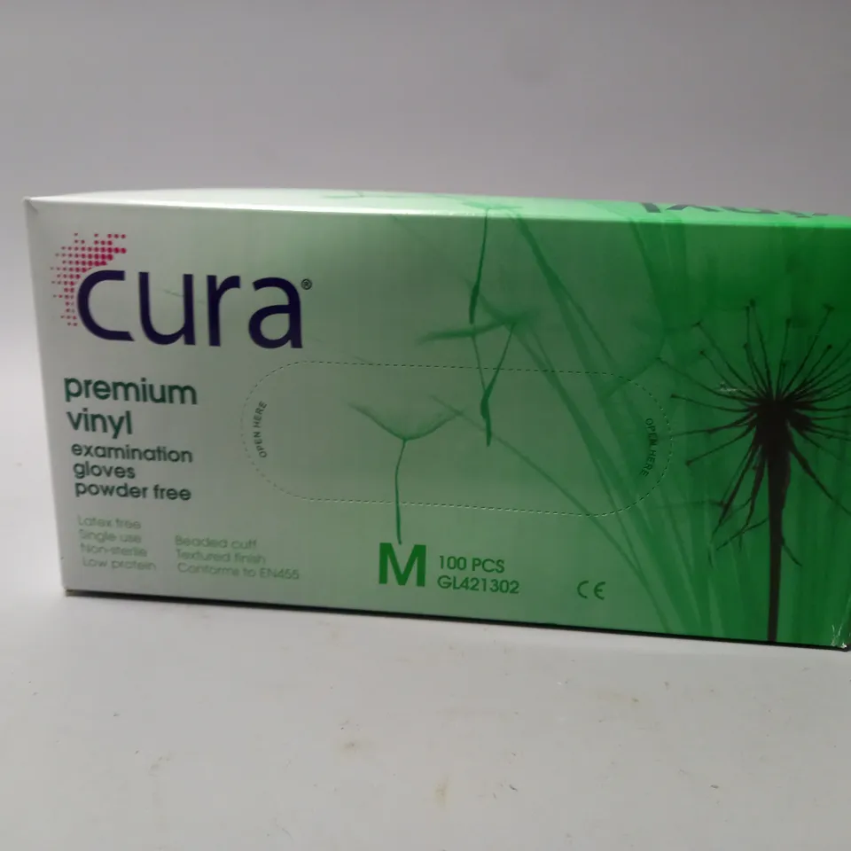 BOX OF CURA PREMIUM VINYL EXAMINATION GLOVES 
