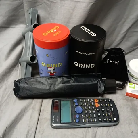 APPROXIMATELY 10 ASSORTED HOUSEHOLD ITEMS TO INCLUDE GRIND TINS, WATERPROOF ADHESIVE, STAPLES, ETC