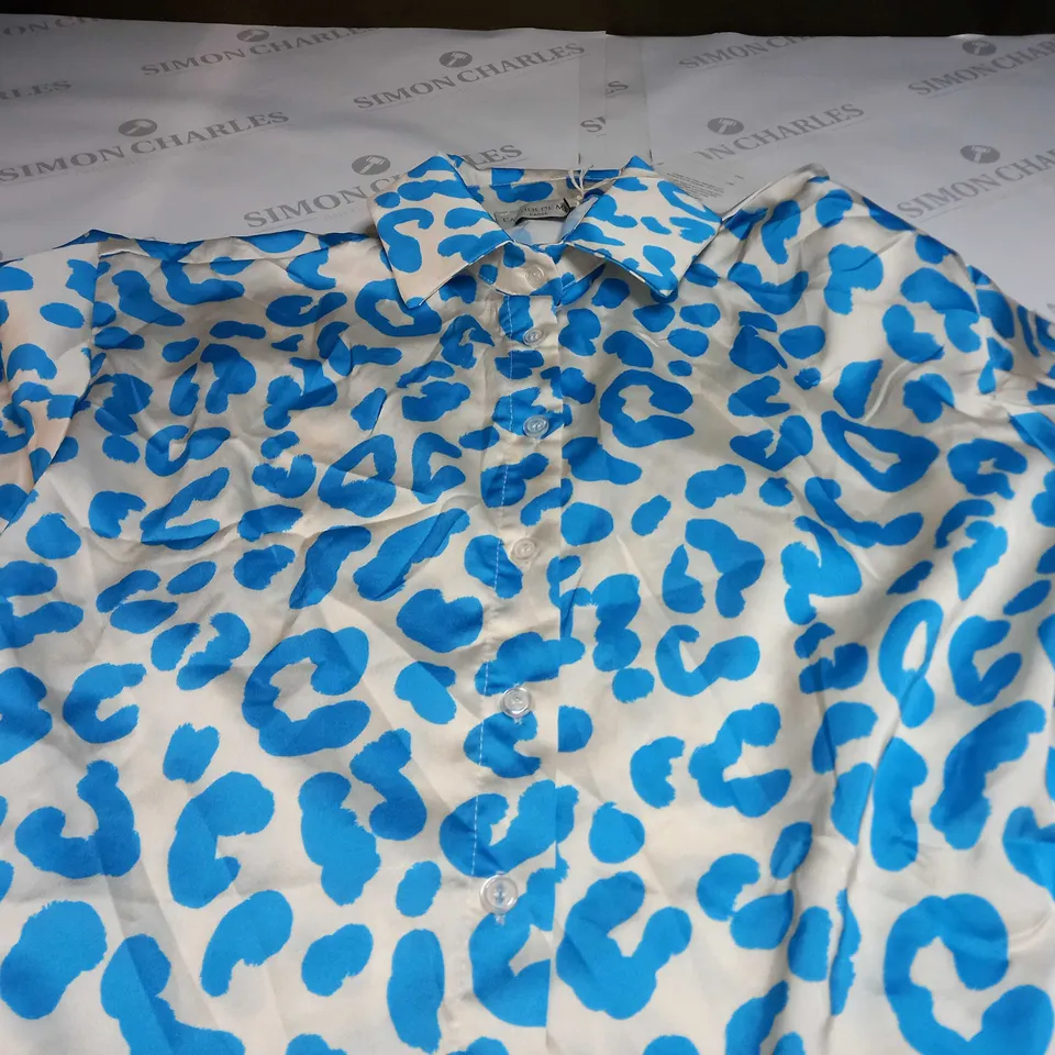 L'ATELIER DE MILA MARLEY ANIMAL PRINT BLOUSE IN BLUE/WHITE - SIZE UNSPECIFIED