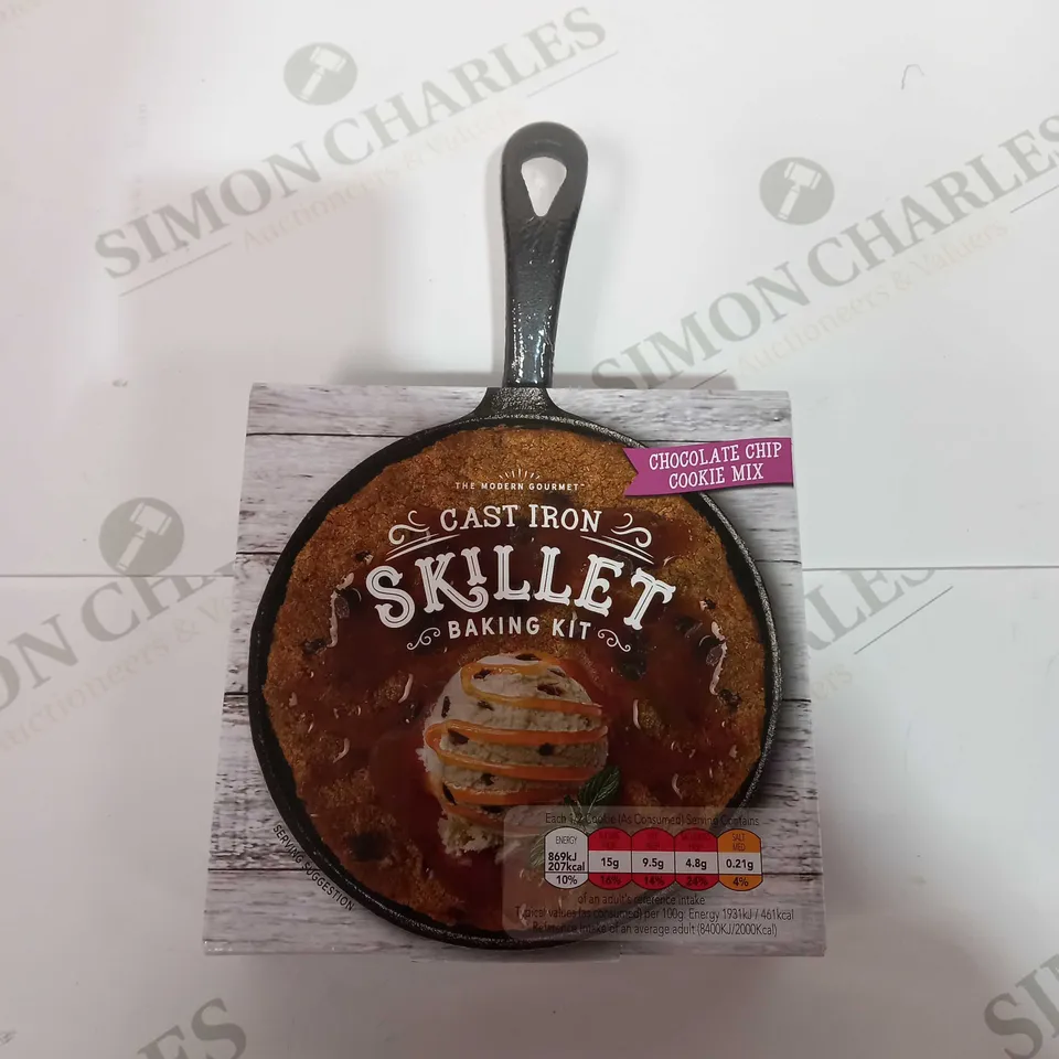 CAST IRON SKILLET BAKING KIT (CHOC CHIP COOKIE MIX)
