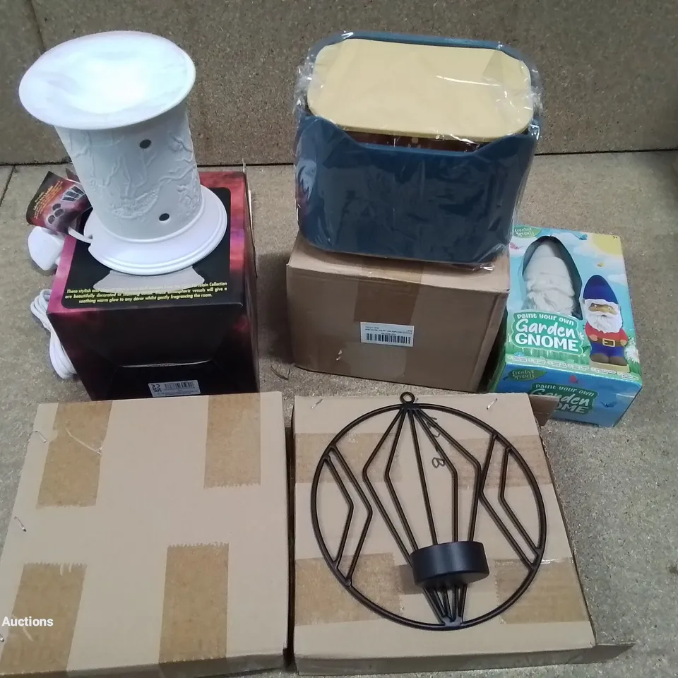 APPROXIMATELY 5 BRAND NEW BOXED ITEMS.