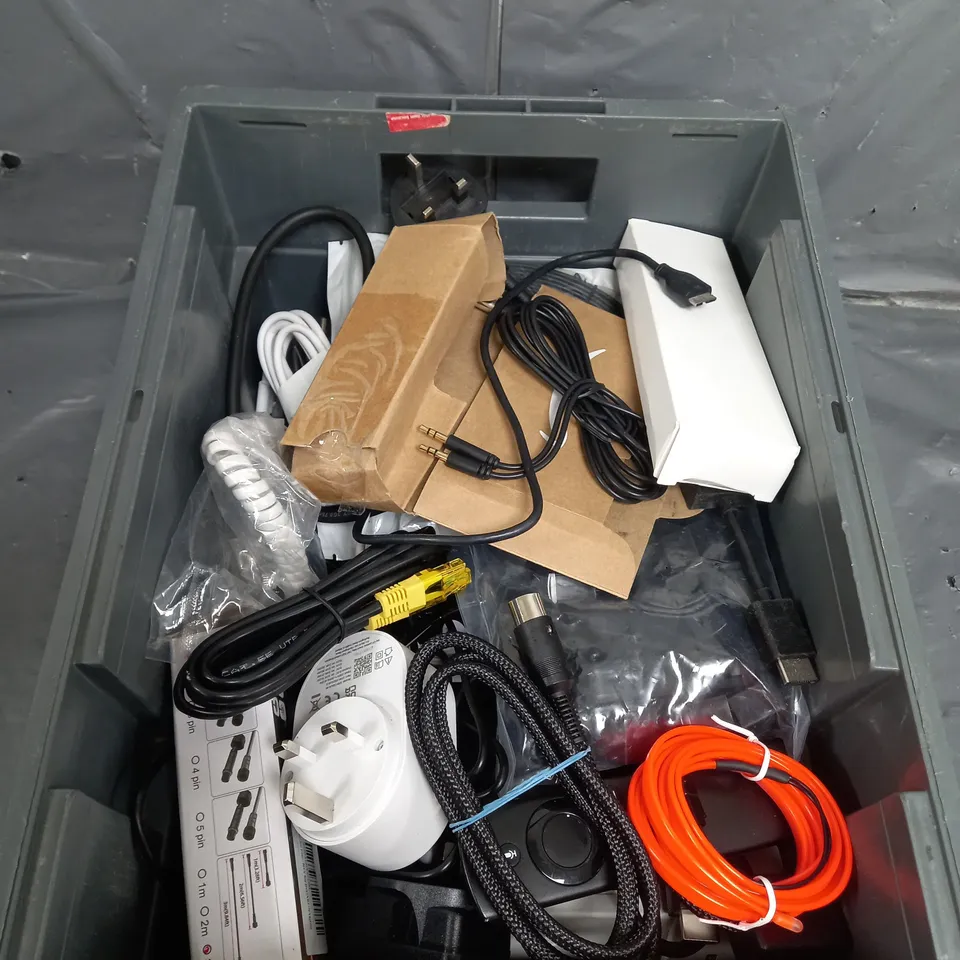 APPROXIMATELY 10 ASSORTED ELECTRICAL PRODUCTS TO INCLUDE USB CABLES , TV REMOTES, ETC 