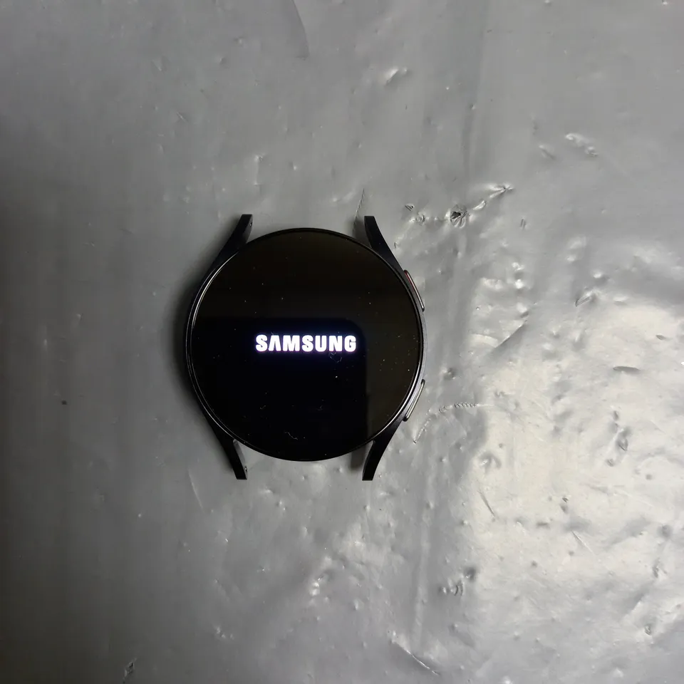 BOXED SAMSUNG GALAXY WATCH 6 