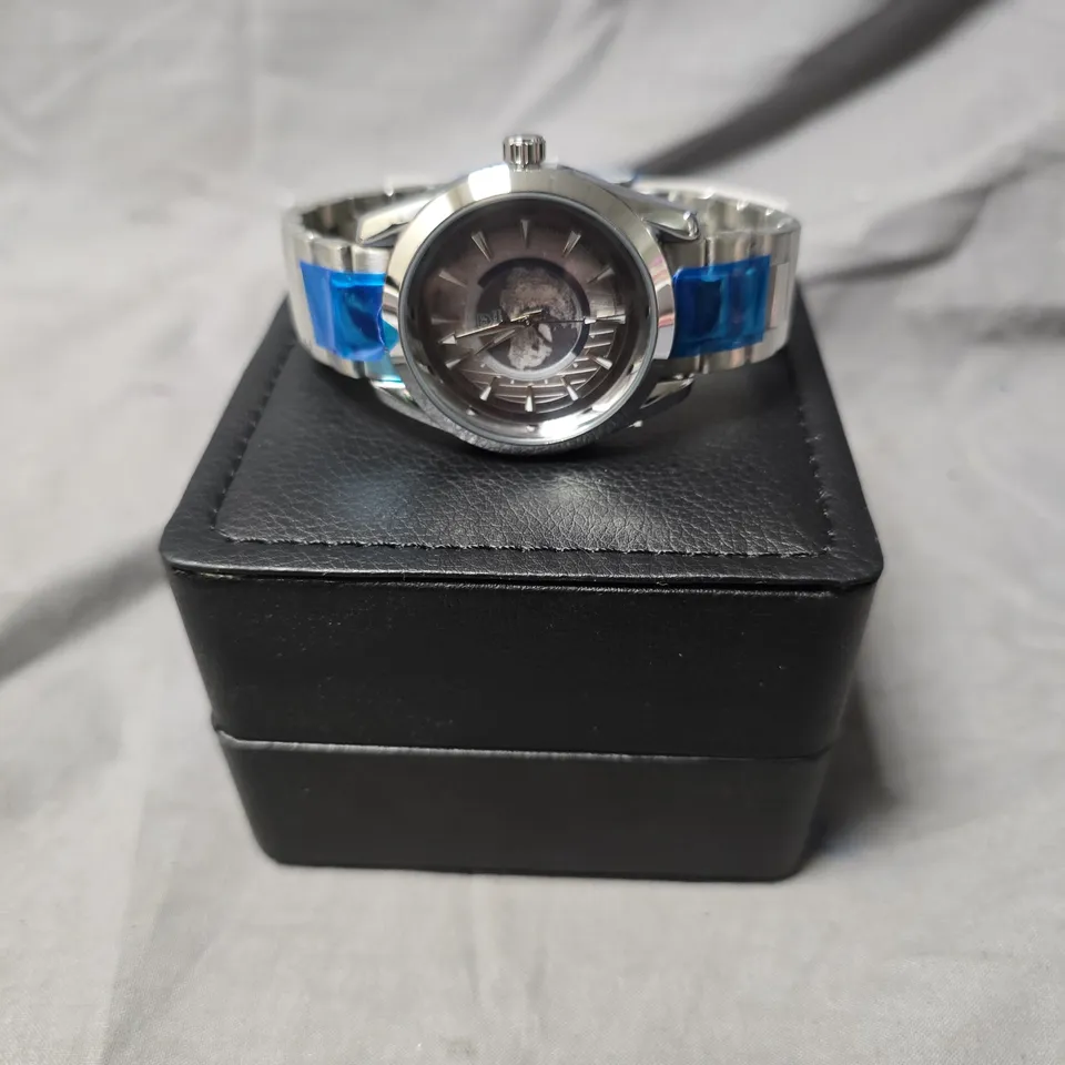 MENS ERNEST FERDINAND WATCH – GLOBAL DIAL – STAINLESS STEEL STRAP – 3ATM WATER RESISTANT - GIFT BOX