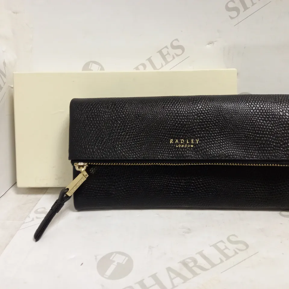 RADLEY LONDON FAUX LEATHER PURSE IN BLACK