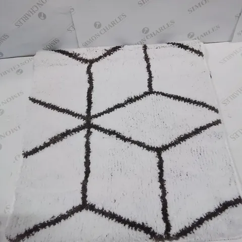 BRAND NEW PACO HOME WHITE ANTHRACITE KAUNAS 540 BATH MAT 50CM X 80CM