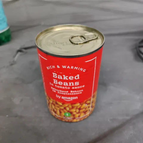 APPROXIMATELY 20 ASSORTED FOOD ITEMS INCLUDING SAN PELLEGRINO WATER , BAKED BEANS AND CHILLI BIRD OIL 