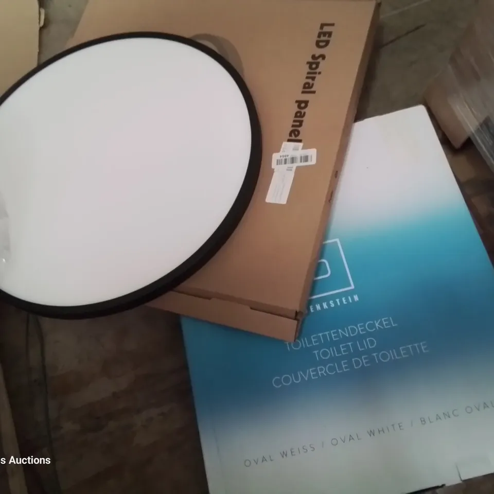 PALLET OF ASSORTED ITEMS INCLUDING LED CIRCULAR PANEL, TOILET SEATS, STAIR SAFETY GATE, WHEELED SUITCASE, HOMEMEDIC DRYING STAND,