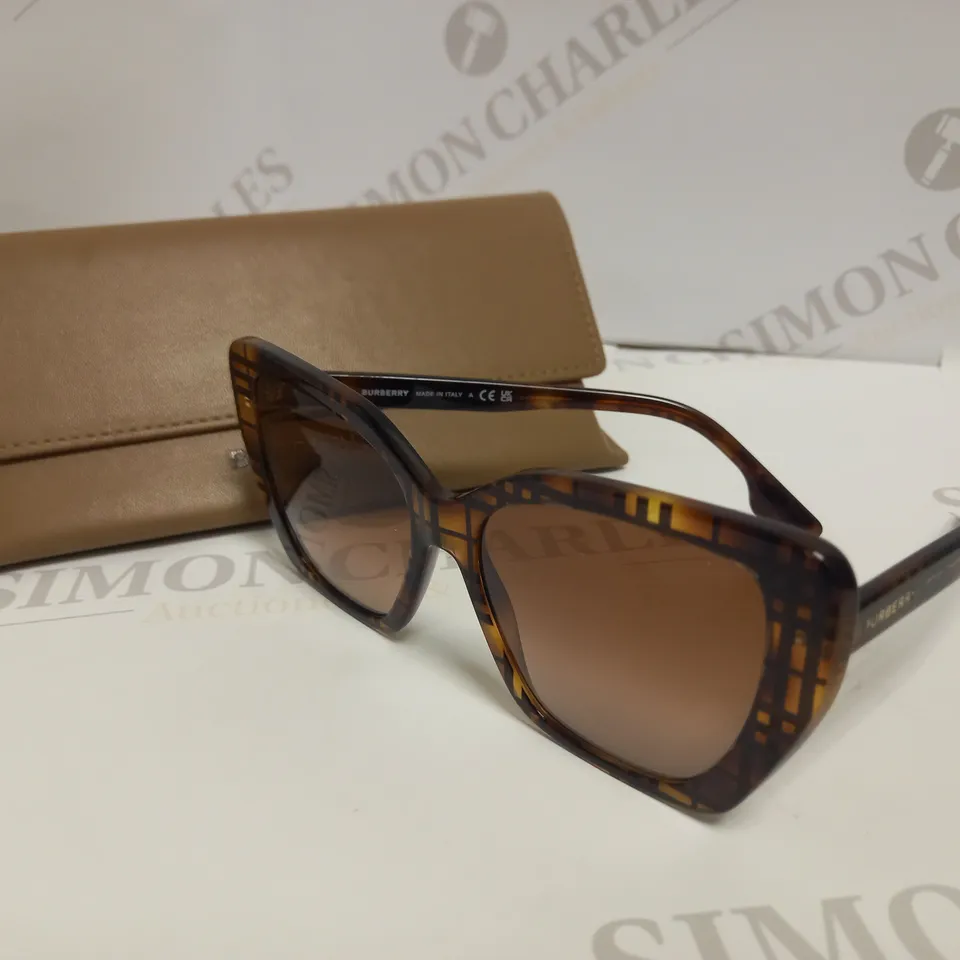 BURBERRY TAMSIN CAT EYE SUNGLASSES RRP £175
