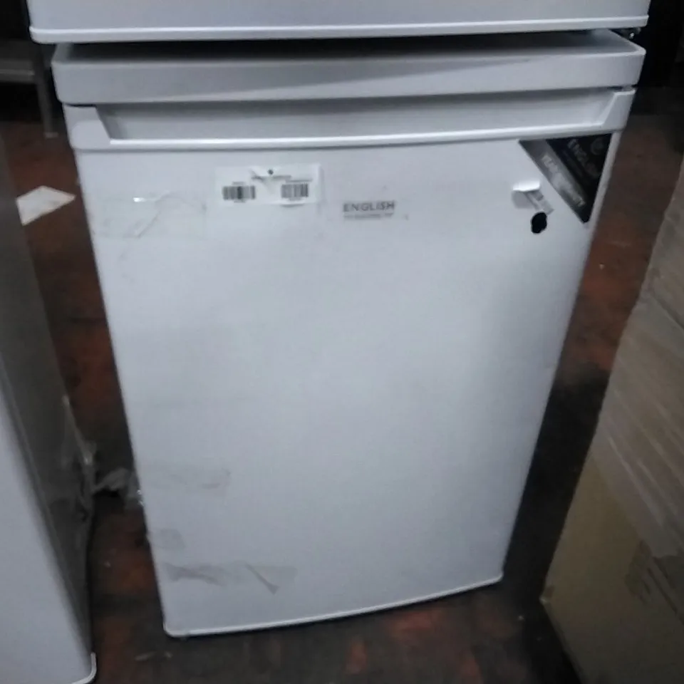 ENGLISH ELECTRIC 55CM UNDER COUNTER LARDER FRIDGE, WHITE EEL130H 127 LITRES E RATED