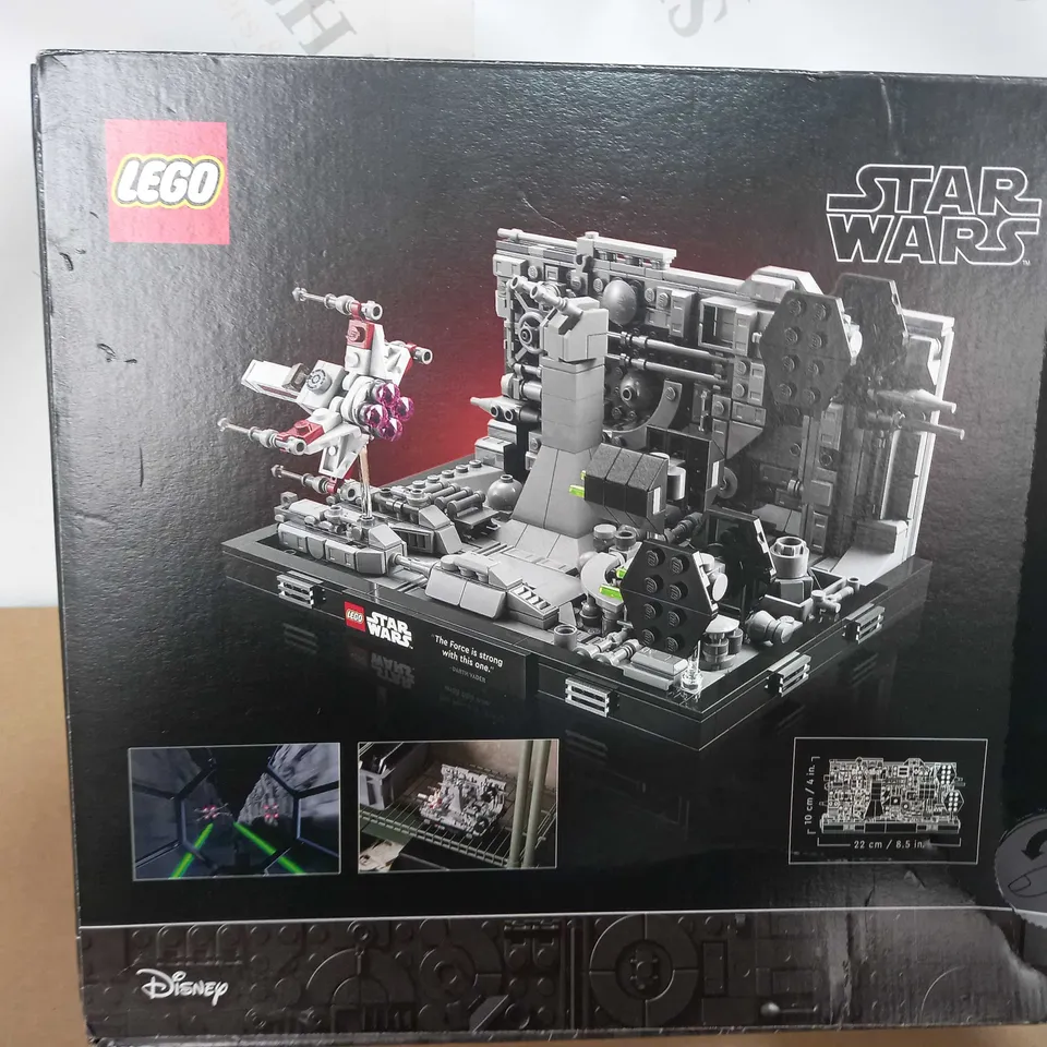 LEGO STAR WARS DEATH STAR TRENCH RUN DIORAMA 75329 RRP £60