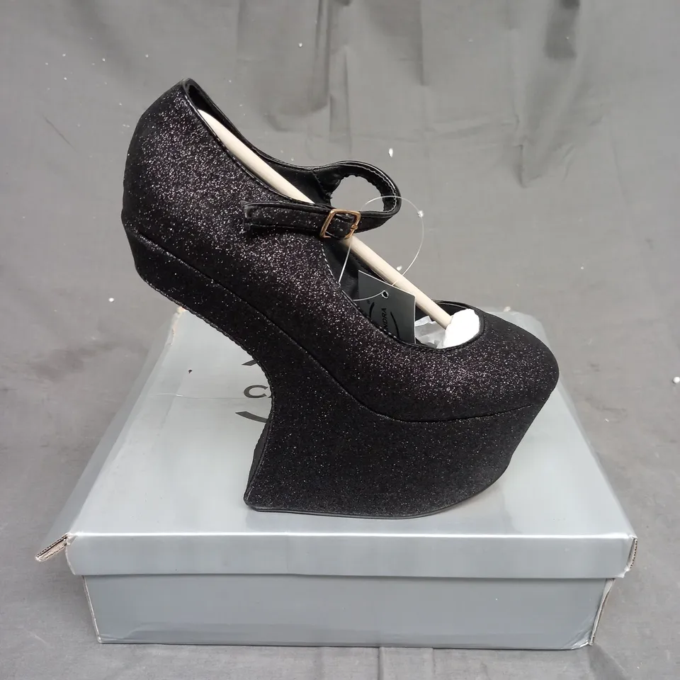 BOX OF APPROXIMATELY 14 BOXED BLACK SPARKLE WEDGED SHOES IN VARIOUS SIZES