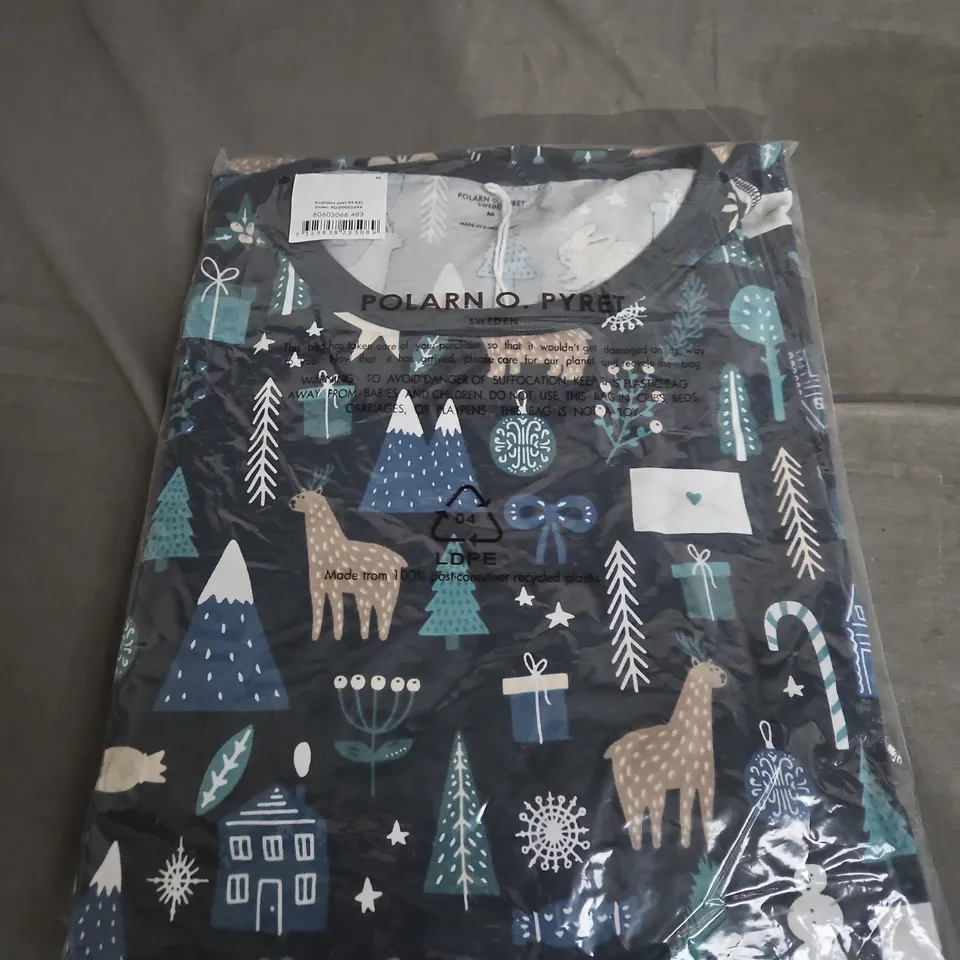 POLARN O. PYRET KIDS' CHRISTMAS PRINT CLOTHING – SIZE M