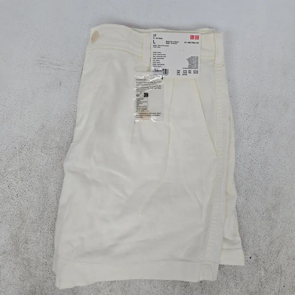 UNIQLO WOMEN'S LINEN COTTON SHORTS IN OFF WHITE SIZE LARGE