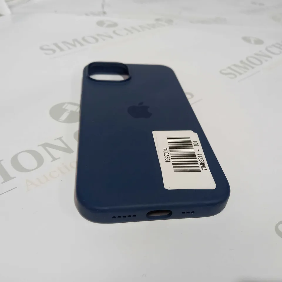 APPLE IPHONE 14 SILICONE PHONE CASE