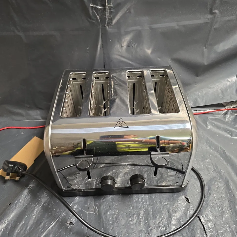 RUSSELL HOBBS 4-SLICE TOASTER - BOXED (DAMAGED BOX) + CHROME 4-SLICE TOASTER (LOOSE)