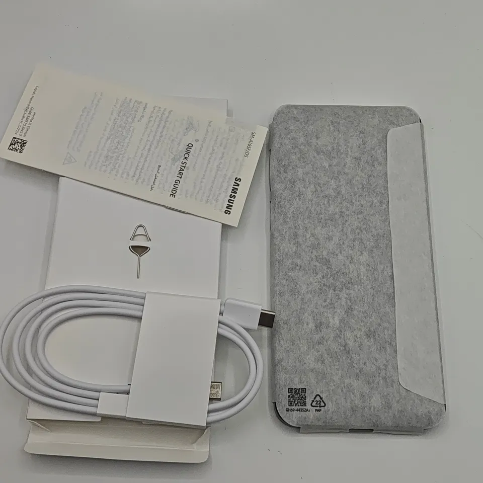 BOXED SAMSUNG GALAXY A16 4/128GB IN BLACK - SM-A165F