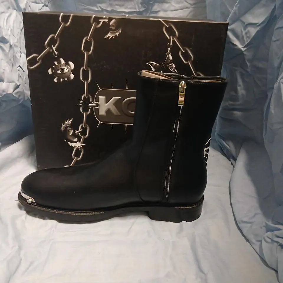 BOXED KOI REGICIDE MENS ZIP UP BOOTS IN BLACK - UK 12