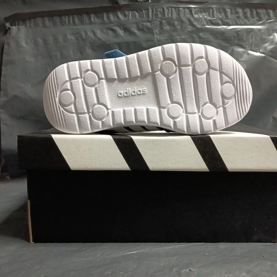 BOXED PAIR OF ADIDAS KIDS RUN 70S 2.0 EL SHOES IN BLUE SIZE UK 9