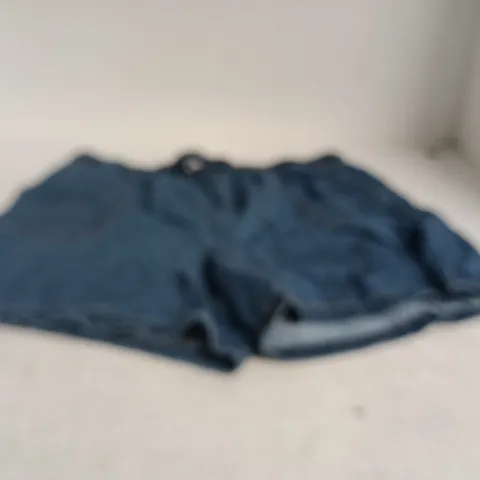 YOURS DENIM SHORT β WOMEN'S DENIM SHORTS, UK 22 (EUR 50, US 18)