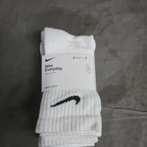 NIKE EVERYDAY COTTON CUSHIONED CREW SOCKS – UK 5-8 - X3