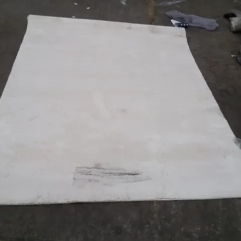 QUALITY DESIGNER AREA RUG APPROXIMATELY 290X200CM