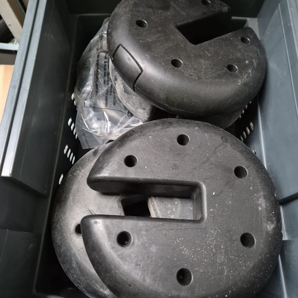 LOT OF 6 WEIGHTED PARASOL BASES - BLACK