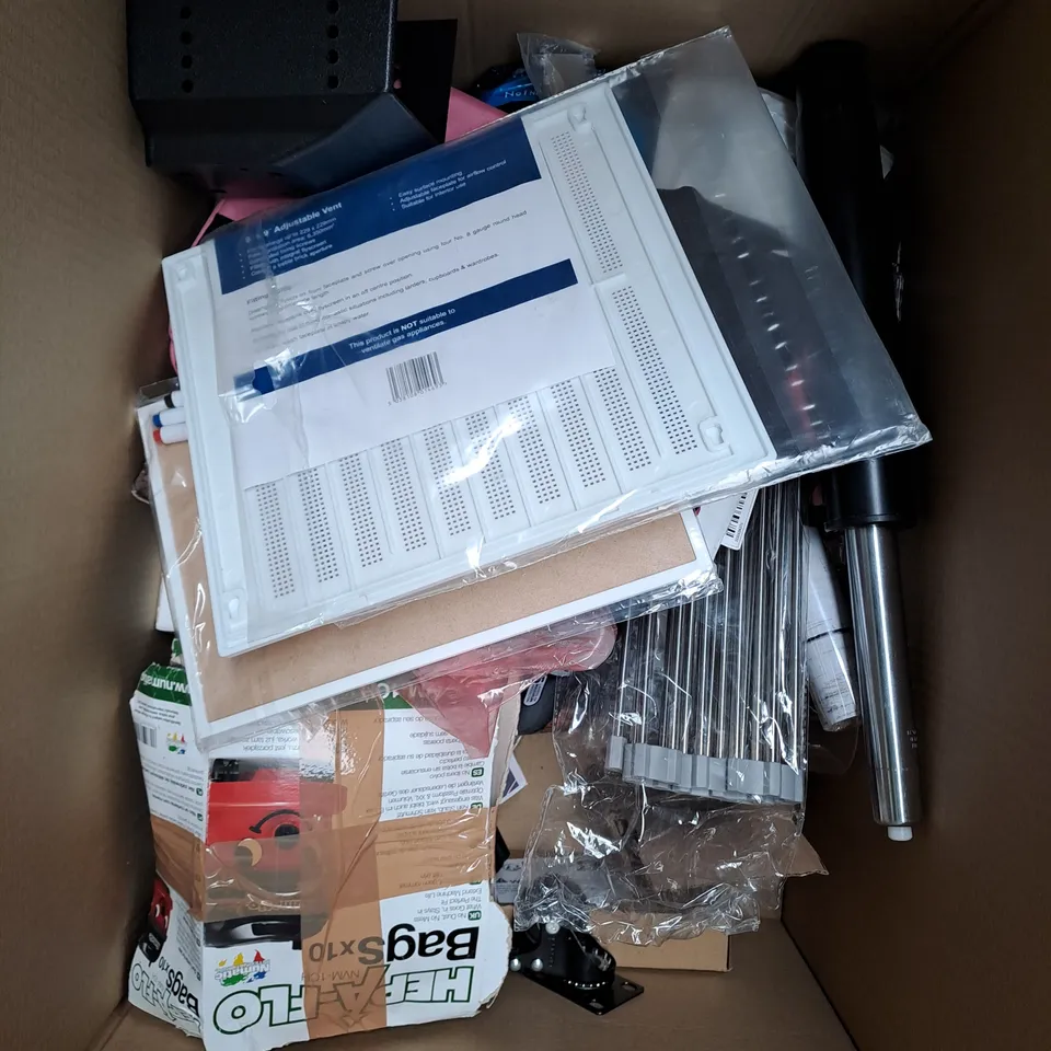 APPROXIMATELY 20 ASSORTED HOUSEHOLD PRODUCTS TO INCLUDE PIGEON SPIKES, FAUX FLOWERS, PILLOW CASES ETC 